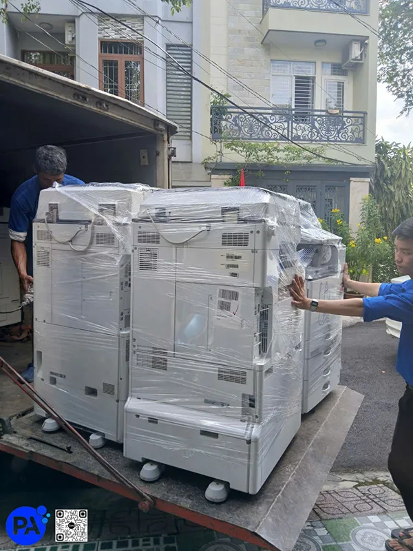 Giao Máy Đến Khách Hàng Của Phước An
